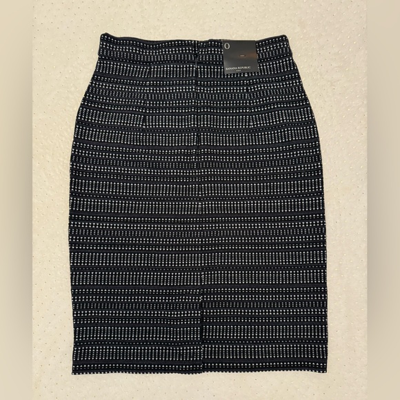 NWT Banana Republic pencil skirt, black and grey size 0 - Picture 2 of 4